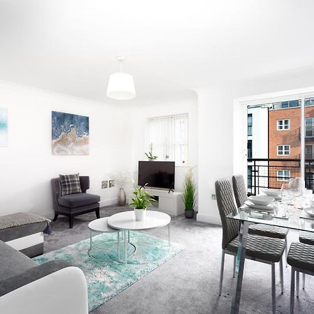 Absolute Stays At The Qube -Utilita-City Center-The Rep-Icc-Nia-Edgbaston Cricket-Free Wifi- Contractors-Sealife-Brindleyplace Birmingham Exterior foto