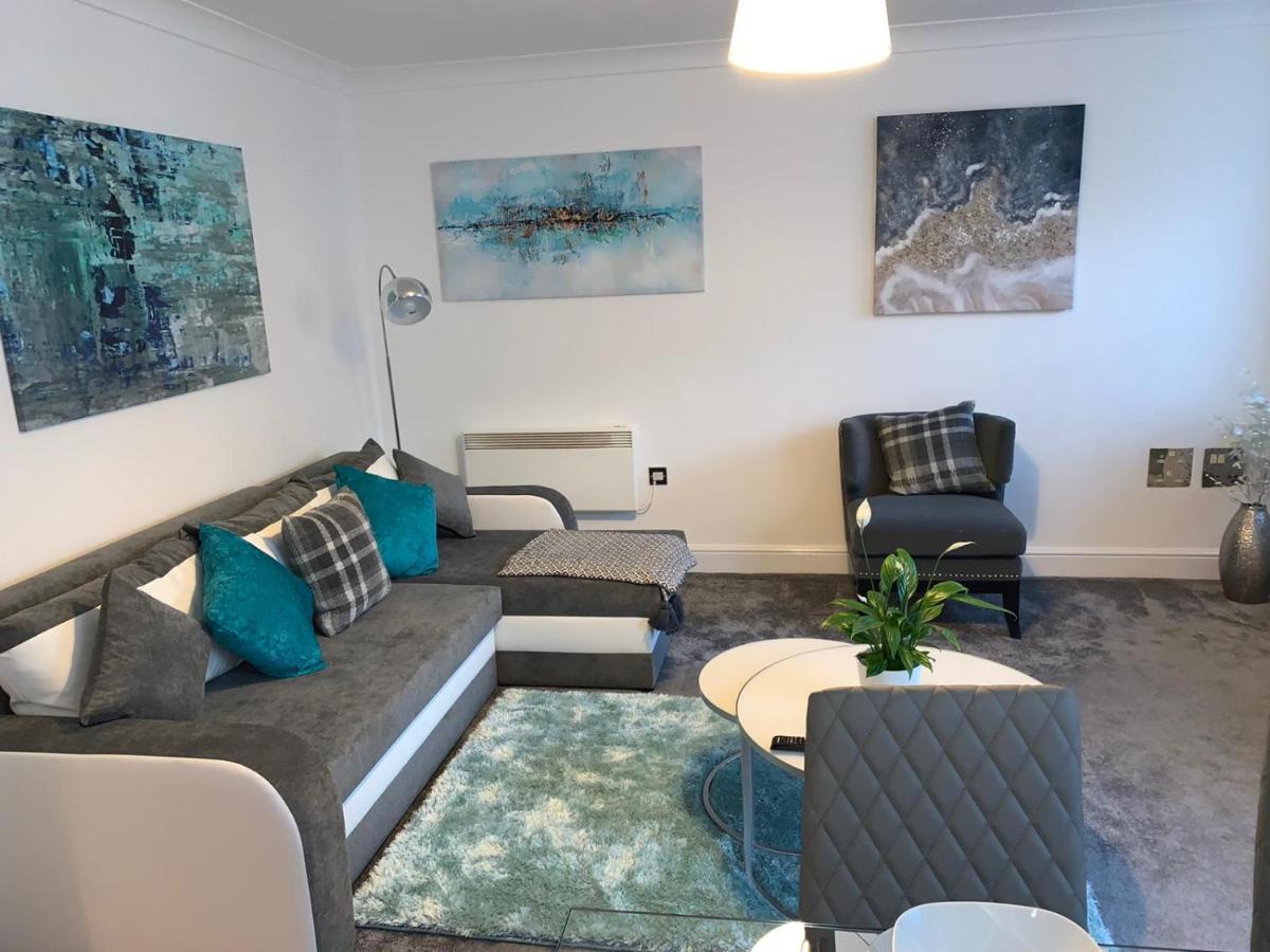 Absolute Stays At The Qube -Utilita-City Center-The Rep-Icc-Nia-Edgbaston Cricket-Free Wifi- Contractors-Sealife-Brindleyplace Birmingham Exterior foto